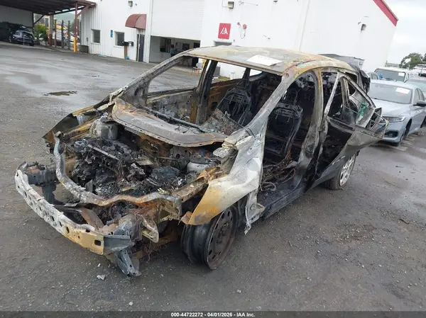 1FMCU0F79HUC11557 2017 FORD ESCAPE - Image 2