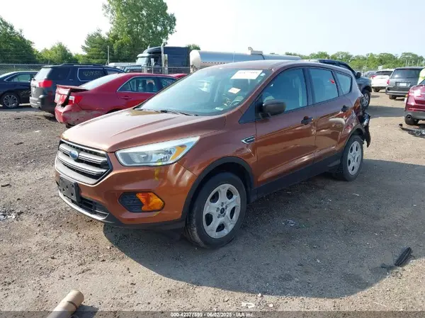 1FMCU0F79HUC31792 2017 FORD ESCAPE - Image 2