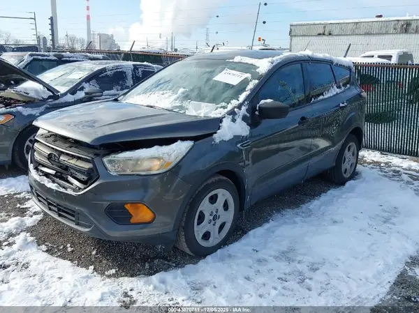 1FMCU0F79HUC51220 2017 FORD ESCAPE - Image 2
