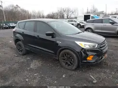 1FMCU0F79HUD63225 2017 FORD ESCAPE