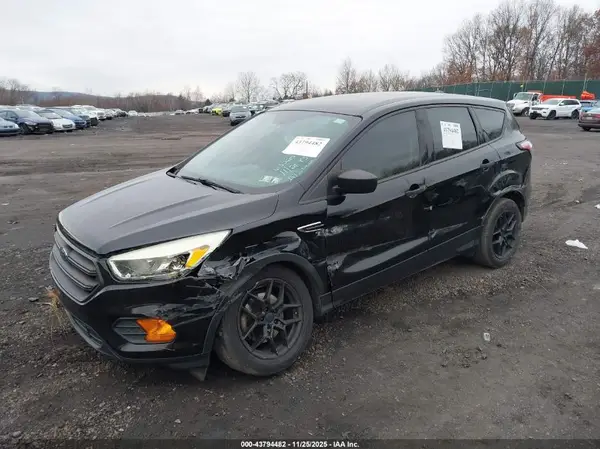 1FMCU0F79HUD63225 2017 FORD ESCAPE - Image 2