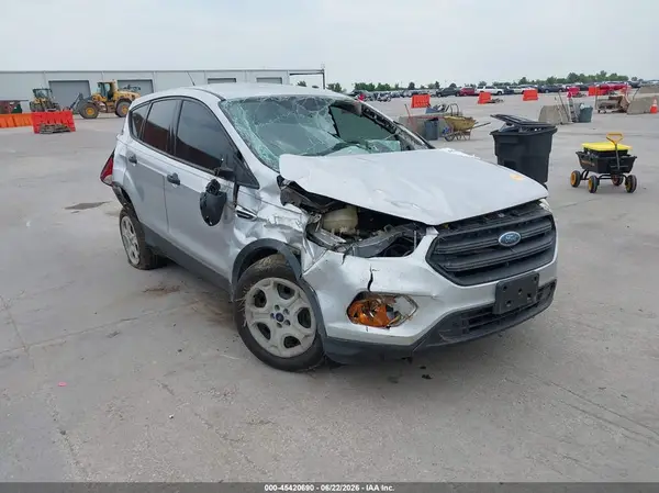1FMCU0F79HUE15789 2017 FORD ESCAPE - Image 1