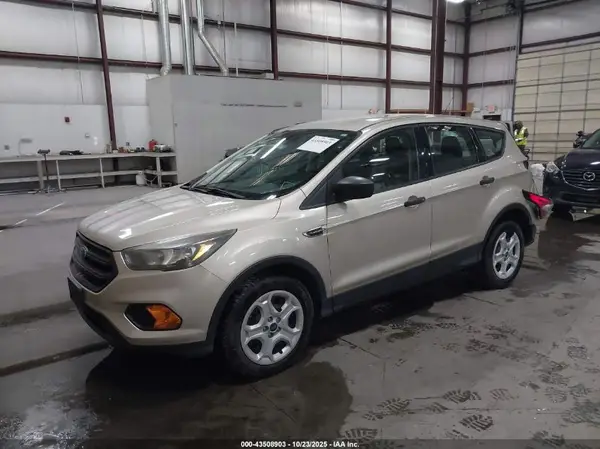1FMCU0F79JUA23501 2018 FORD ESCAPE - Image 2