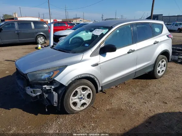 1FMCU0F79JUA30495 2018 FORD ESCAPE - Image 2