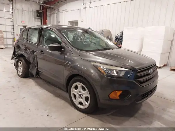 1FMCU0F79JUA35843 2018 FORD ESCAPE - Image 1