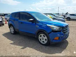 1FMCU0F79JUA41755 2018 FORD ESCAPE