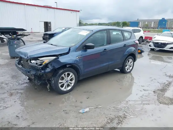 1FMCU0F79JUA55218 2018 FORD ESCAPE - Image 2