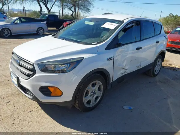 1FMCU0F79JUA86579 2018 FORD ESCAPE - Image 2