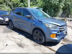 1FMCU0F79JUA90356 2018 FORD ESCAPE