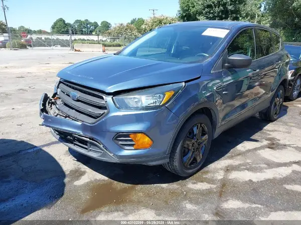 1FMCU0F79JUA90356 2018 FORD ESCAPE - Image 2