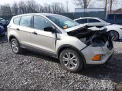 1FMCU0F79JUB39815 2018 FORD ESCAPE