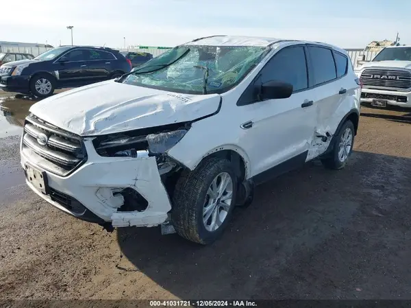1FMCU0F79KUA62428 2019 FORD ESCAPE - Image 2