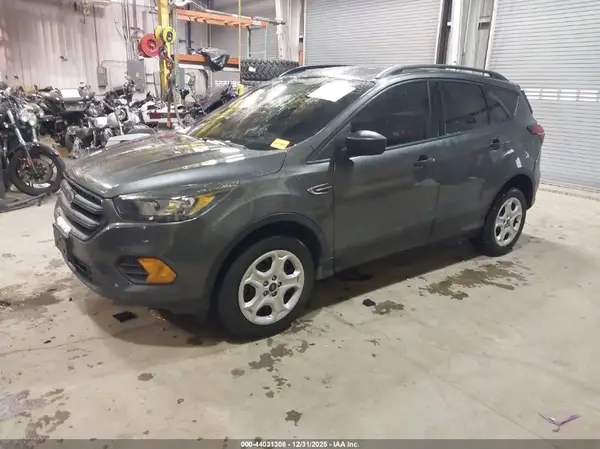 1FMCU0F79KUB24040 2019 FORD ESCAPE - Image 2