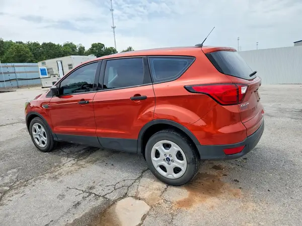 1FMCU0F79KUB60097 2019 FORD ESCAPE - Image 2