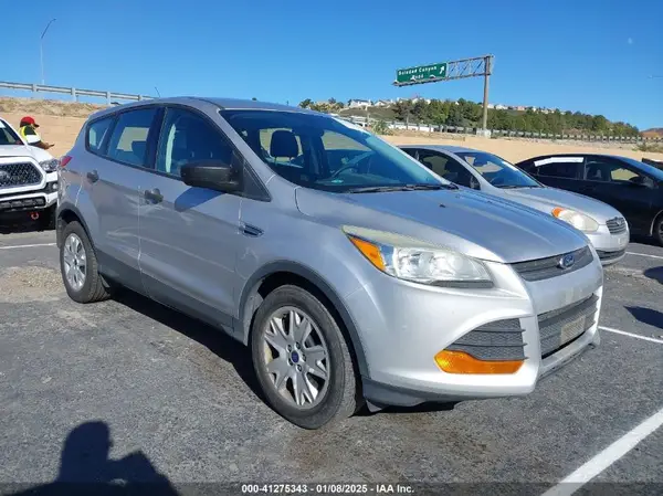 1FMCU0F7XGUA12130 2016 FORD ESCAPE - Image 1