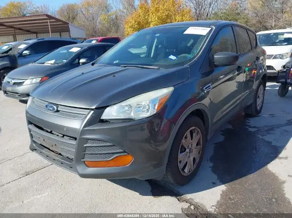 1FMCU0F7XGUA97132 2016 FORD ESCAPE - Image 2