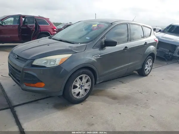 1FMCU0F7XGUB19825 2016 FORD ESCAPE - Image 2