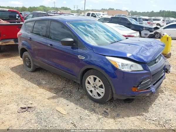 1FMCU0F7XGUB67258 2016 FORD ESCAPE - Image 1