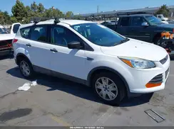 1FMCU0F7XGUC00131 2016 FORD ESCAPE