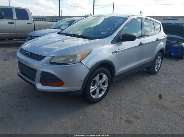 1FMCU0F7XGUC05295 2016 FORD ESCAPE - Image 2