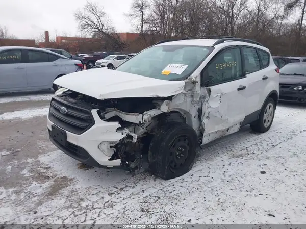 1FMCU0F7XHUA23999 2017 FORD ESCAPE - Image 2