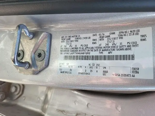 1FMCU0F7XHUA61202 2017 FORD ESCAPE - Image 2