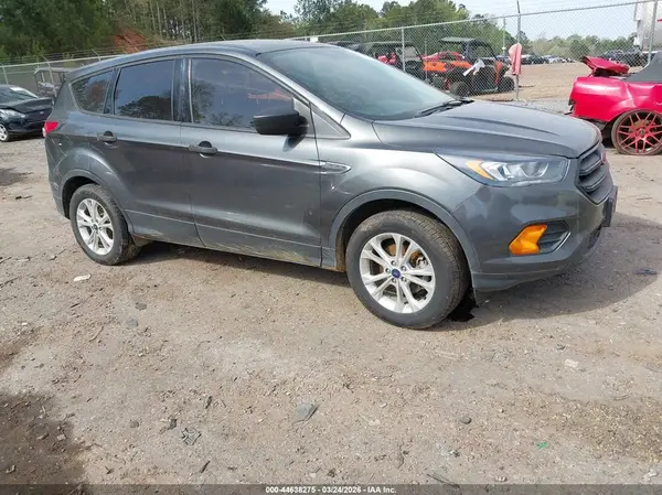 1FMCU0F7XHUB02282 2017 FORD ESCAPE - Image 1