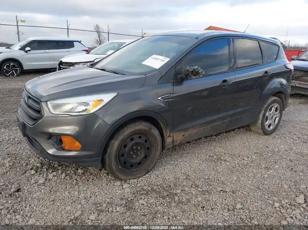 1FMCU0F7XHUB12049 2017 FORD ESCAPE - Image 2