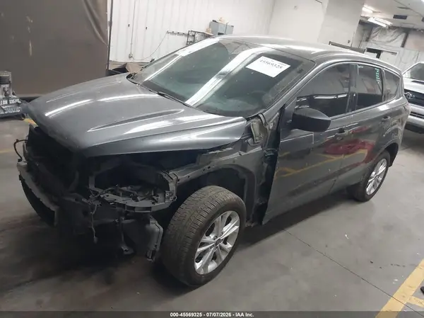 1FMCU0F7XHUB52843 2017 FORD ESCAPE - Image 2
