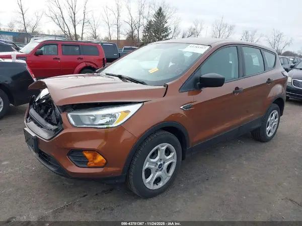 1FMCU0F7XHUB98818 2017 FORD ESCAPE - Image 2