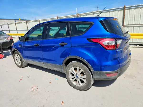 1FMCU0F7XHUC10305 2017 FORD ESCAPE - Image 2