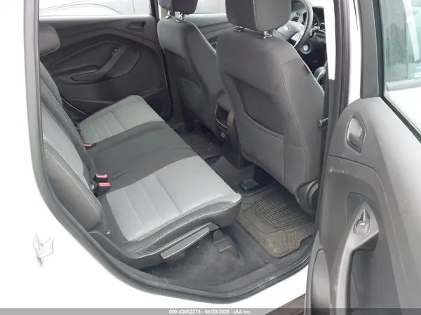 1FMCU0F7XHUC53851 2017 FORD ESCAPE - Image 8
