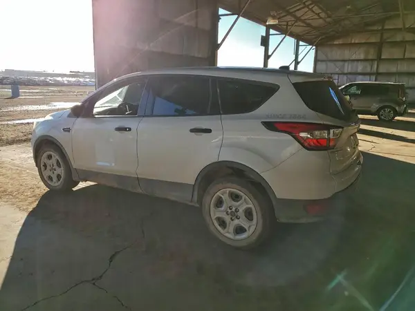 1FMCU0F7XHUC82198 2017 FORD ESCAPE - Image 2