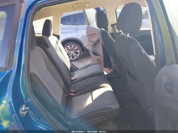 1FMCU0F7XHUD21078 2017 FORD ESCAPE - Image 8