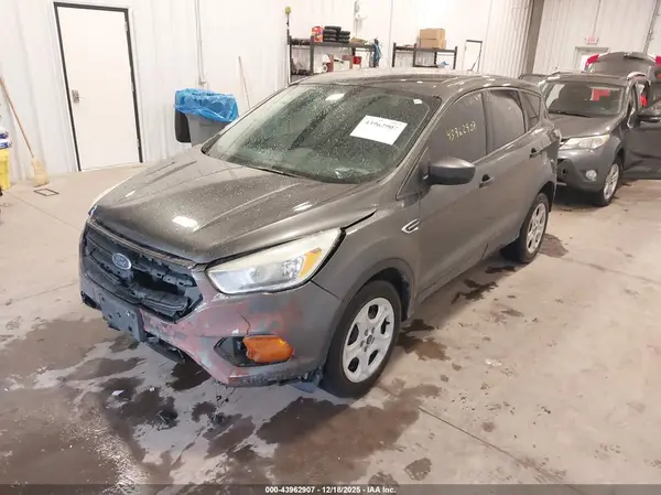 1FMCU0F7XHUD53139 2017 FORD ESCAPE - Image 2