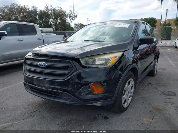 1FMCU0F7XHUE74074 2017 FORD ESCAPE - Image 2