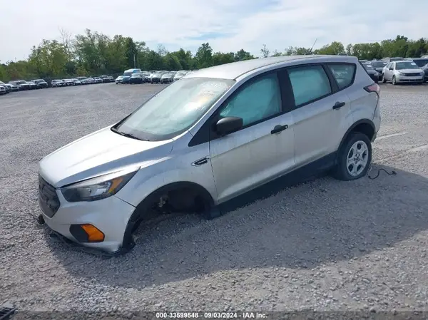 1FMCU0F7XJUA29386 2018 FORD ESCAPE - Image 2