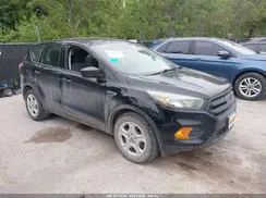 1FMCU0F7XJUA46303 2018 FORD ESCAPE