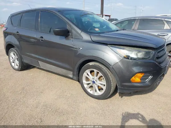 1FMCU0F7XJUB11344 2018 FORD ESCAPE - Image 1
