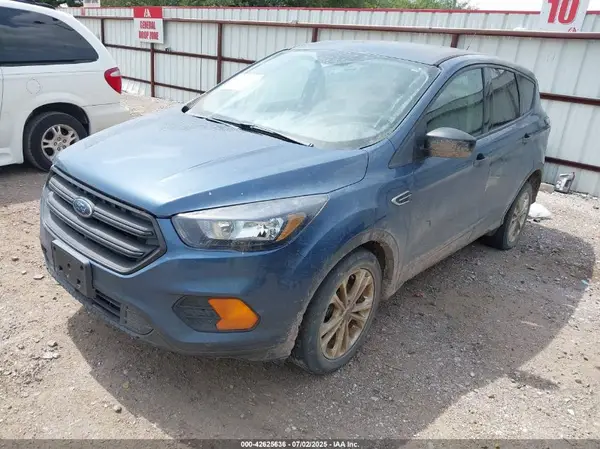 1FMCU0F7XJUB68563 2018 FORD ESCAPE - Image 2