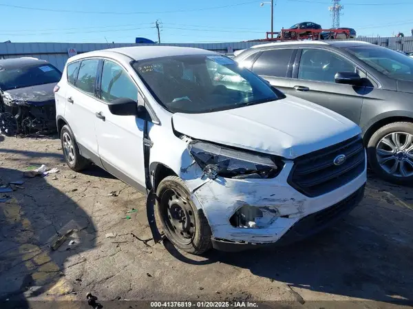 1FMCU0F7XJUD00026 2018 FORD ESCAPE - Image 1