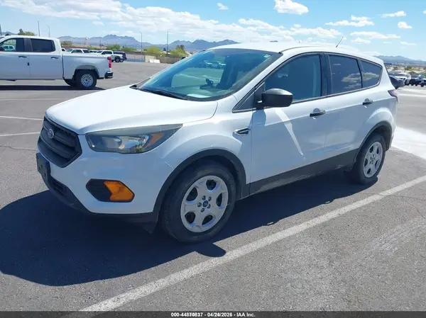1FMCU0F7XJUD08417 2018 FORD ESCAPE - Image 2
