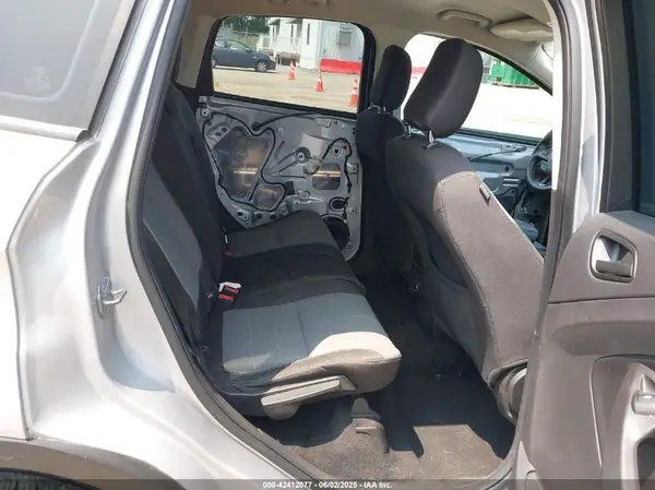 1FMCU0F7XKUA44780 2019 FORD ESCAPE - Image 8