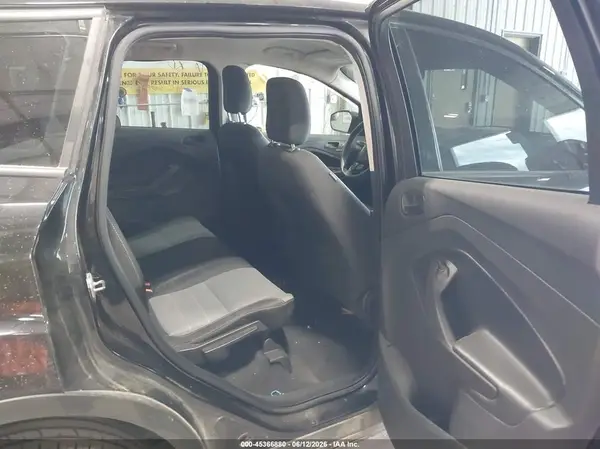 1FMCU0F7XKUC03586 2019 FORD ESCAPE - Image 8