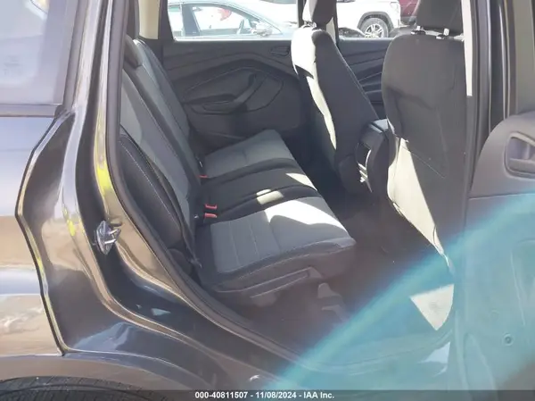 1FMCU0F7XKUC26141 2019 FORD ESCAPE - Image 8
