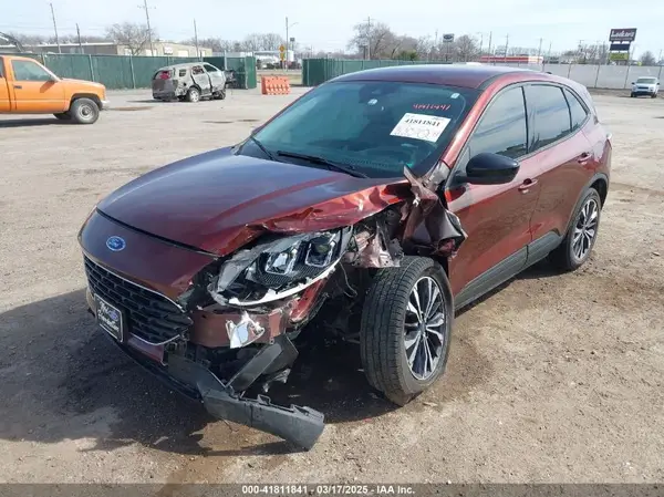1FMCU0G60MUA24997 2021 FORD ESCAPE - Image 2