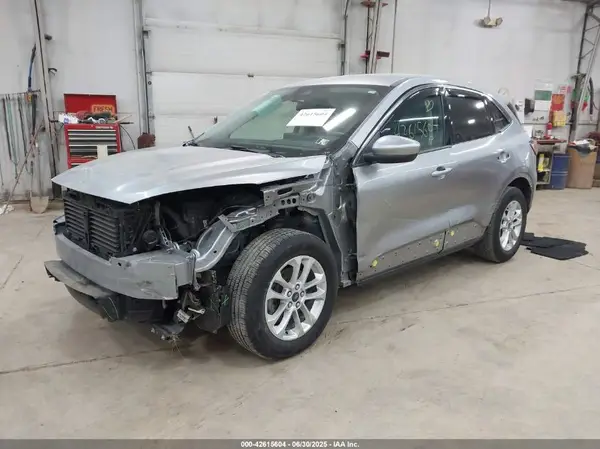 1FMCU0G60MUA32842 2021 FORD ESCAPE - Image 2