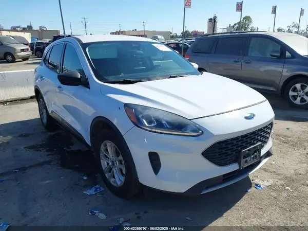 1FMCU0G60MUA42593 2021 FORD ESCAPE - Image 1