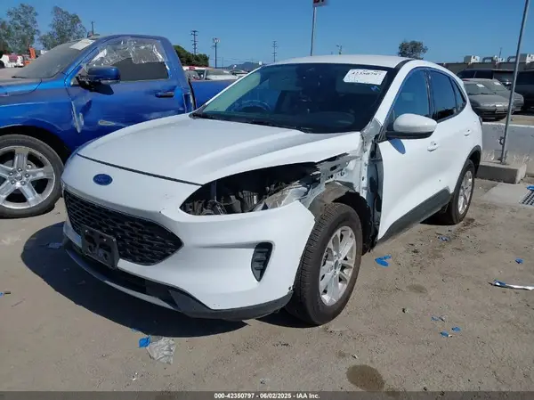 1FMCU0G60MUA42593 2021 FORD ESCAPE - Image 2