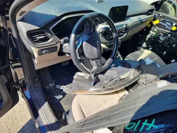 1FMCU0G60MUA47051 2021 FORD ESCAPE - Image 8